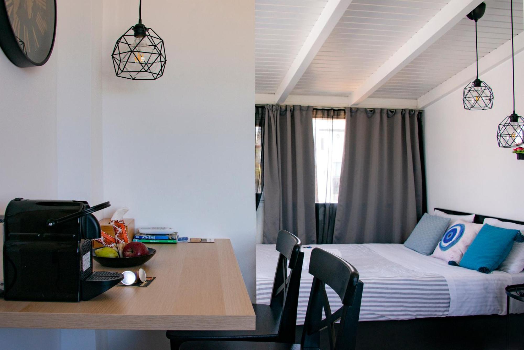 The Athenian Oasis Apartment ภายนอก รูปภาพ