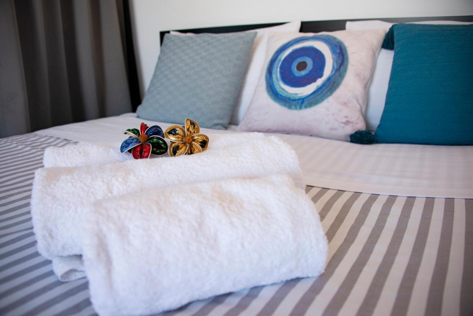 The Athenian Oasis Apartment ภายนอก รูปภาพ